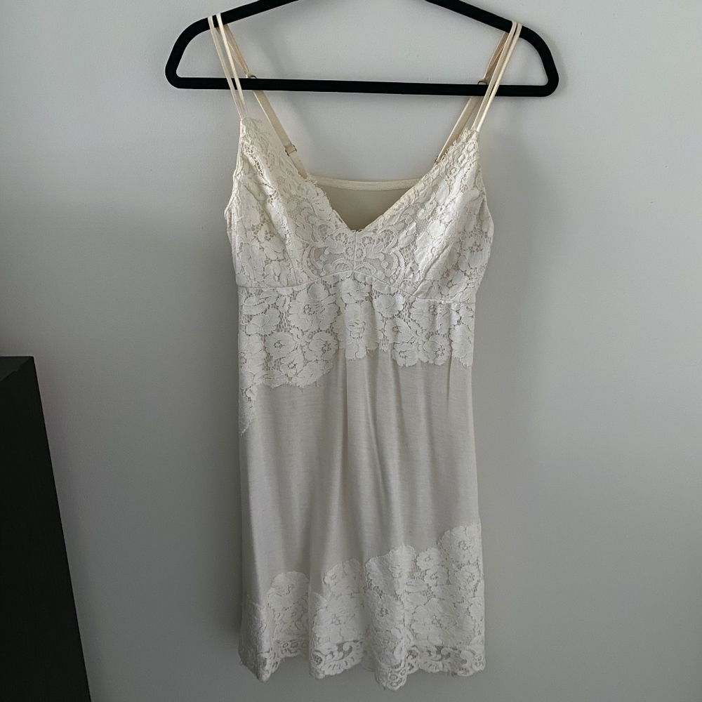 Soma Night gown with lace Small